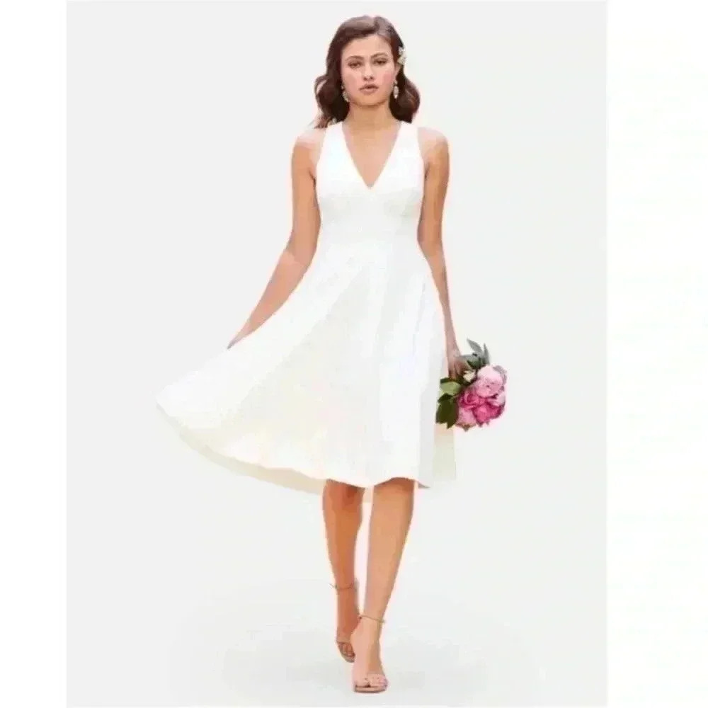 New with tags Dress the Population Catalina Knee Length V-Neck Sleeveless Dress